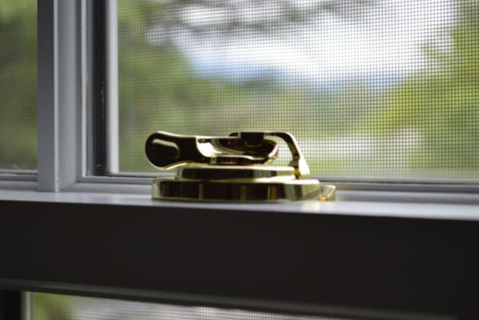 window high-security lock